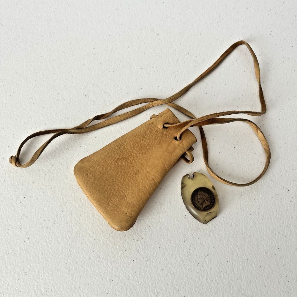 Vtg Indian Head 1906 Penny Resin Necklace with leather pouch *AS IS* 60s 70s 80s